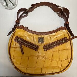 Dooney & Bourke bag
